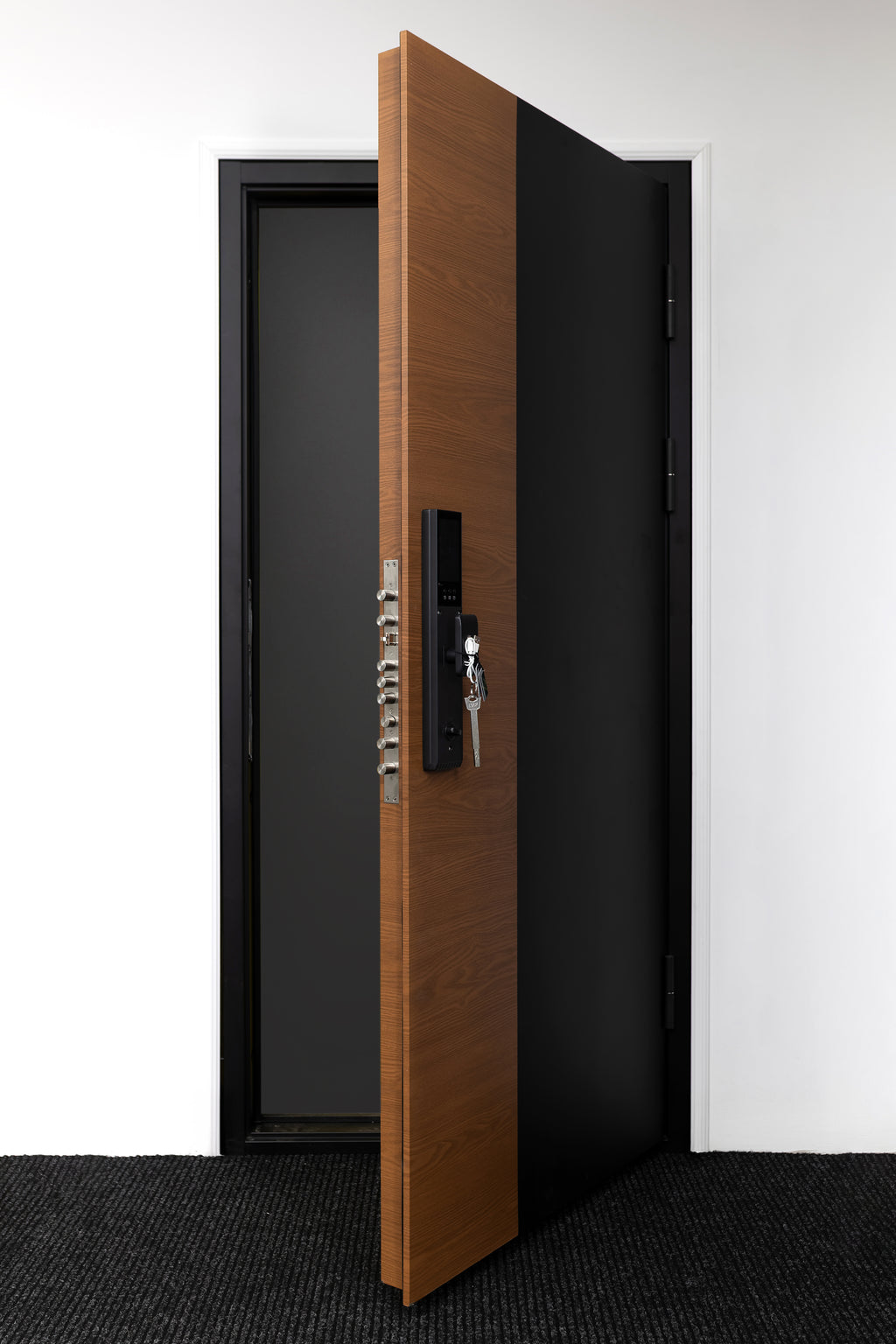 Hőszigetelt biztonsági bejárati ajtó IronDOOR27 98×208 cm