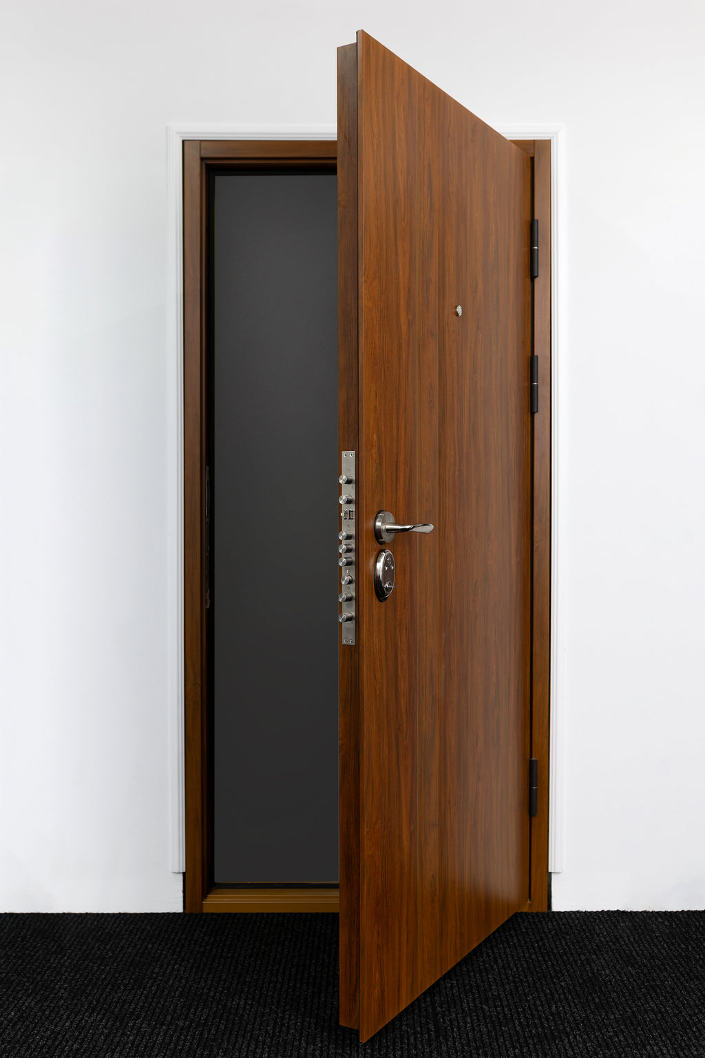 Hőszigetelt biztonsági bejárati ajtó IronDOOR26 98×208 cm