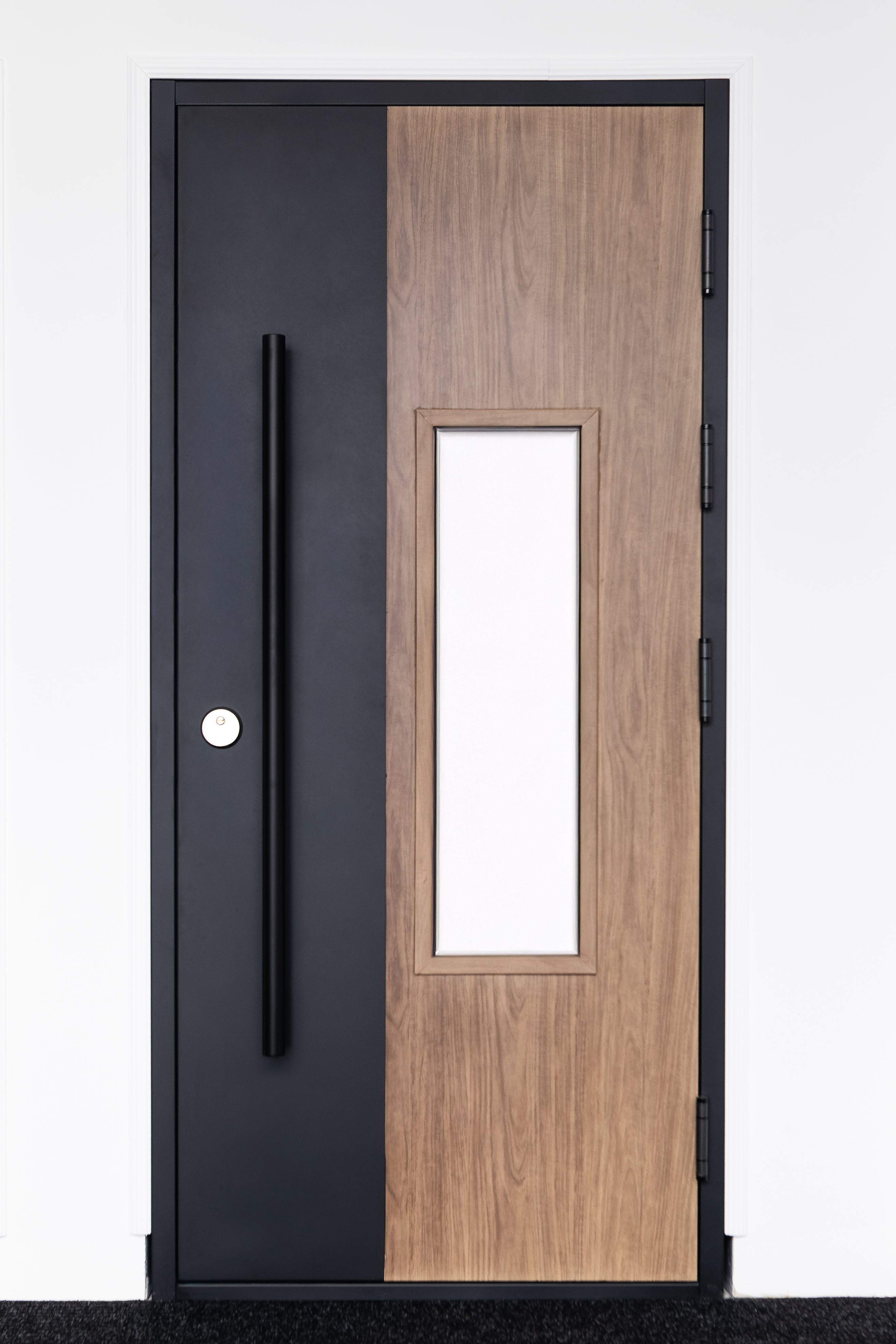 Hőszigetelt biztonsági bejárati ajtó IronDOOR23 98×208 cm