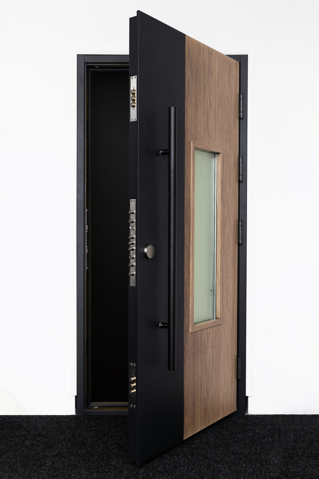 Hőszigetelt biztonsági bejárati ajtó IronDOOR23 98×208 cm