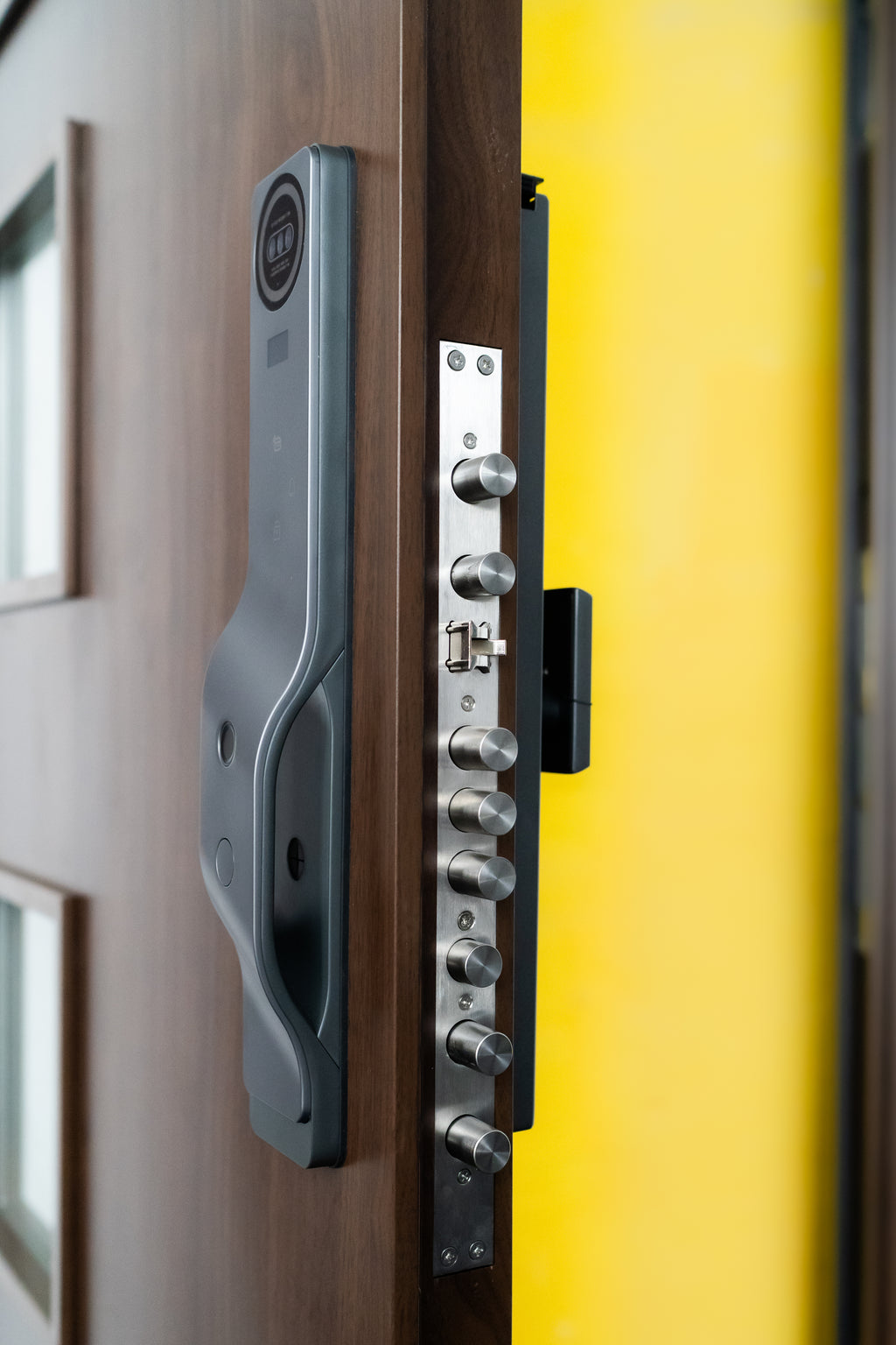 Hőszigetelt biztonsági bejárati ajtó IronDOOR14 98×208 cm