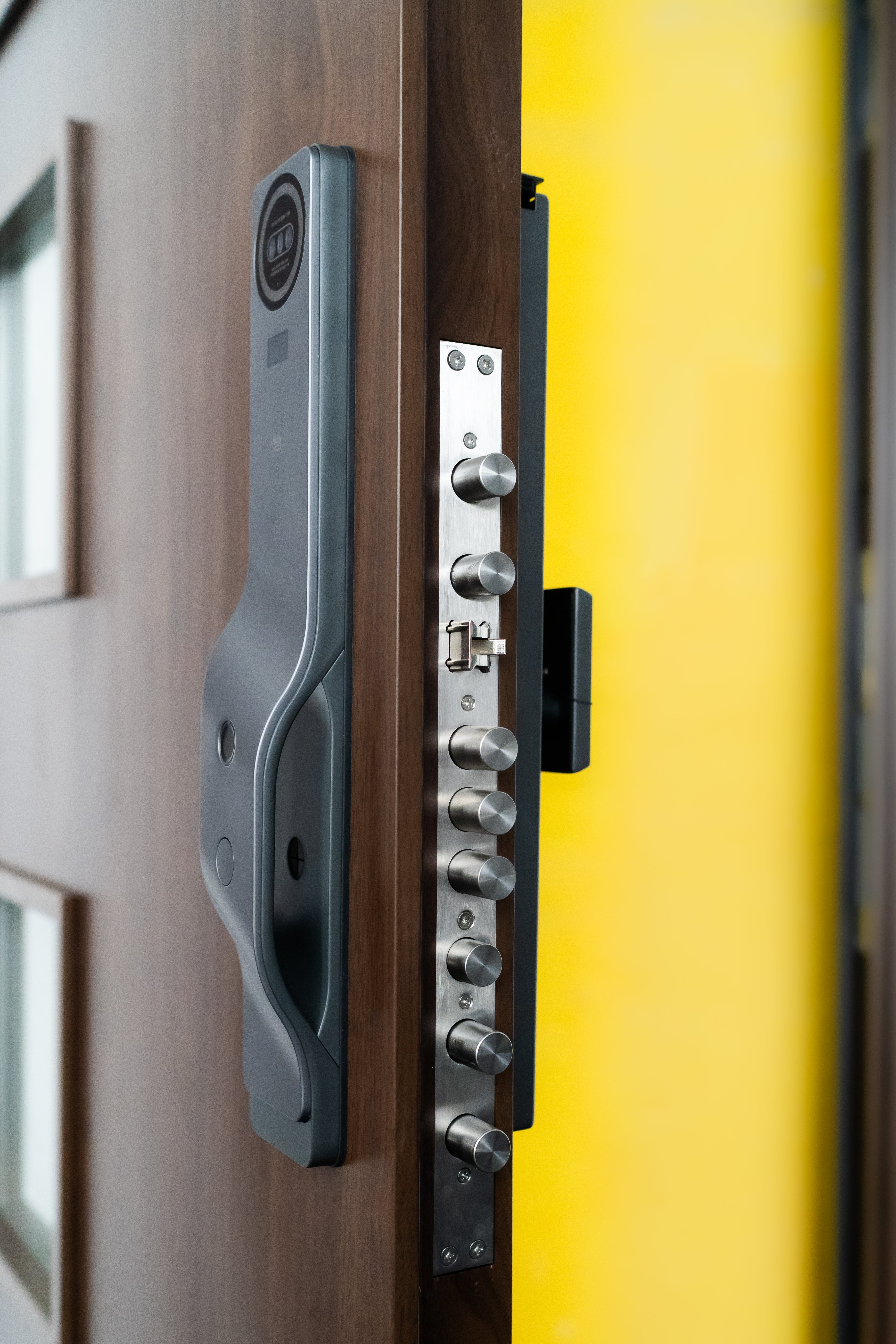 Hőszigetelt biztonsági bejárati ajtó IronDOOR14 98×208 cm