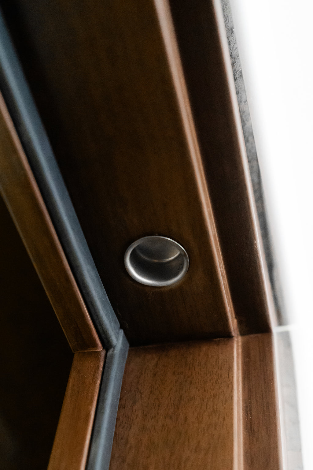 Hőszigetelt biztonsági bejárati ajtó IronDOOR14 98×208 cm