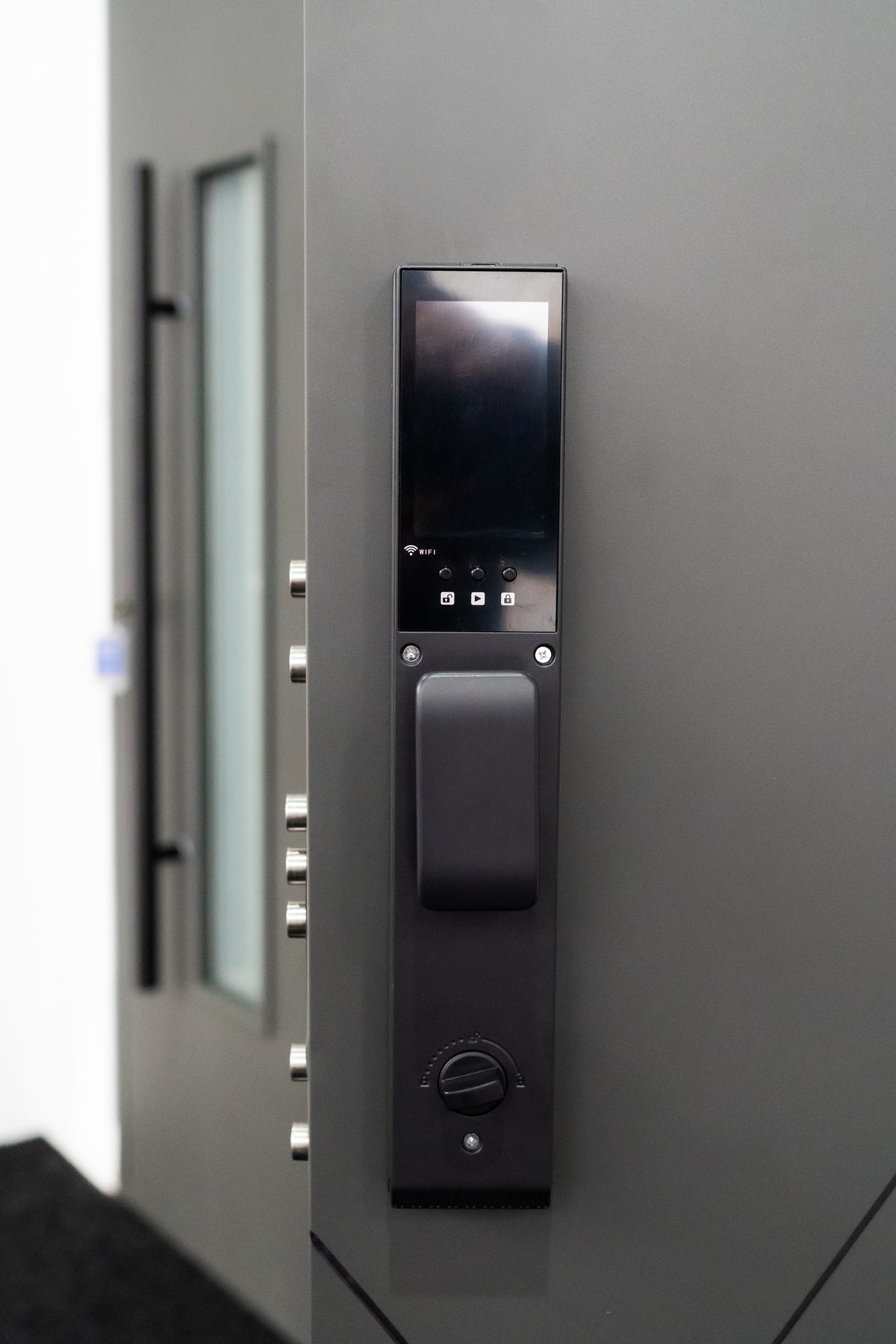 IronDOOR hőszigetelt biztonsági bejárati ajtó részletfelvétele