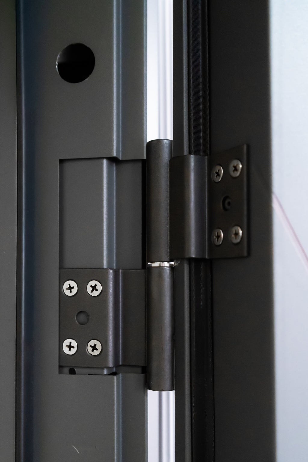 Hőszigetelt biztonsági bejárati ajtó IronDOOR02 98x208 cm