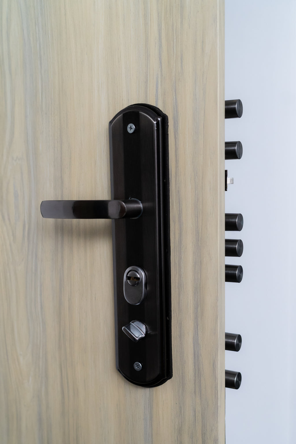 Hőszigetelt biztonsági bejárati ajtó IronDOOR32 98×208 cm