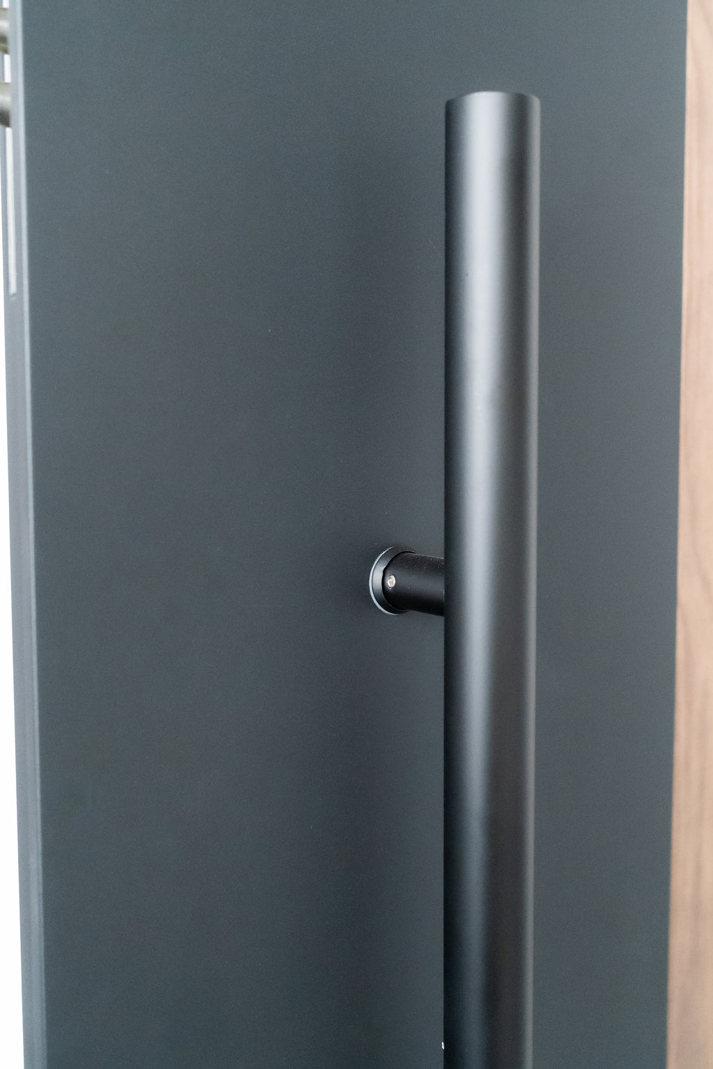 Hőszigetelt biztonsági bejárati ajtó IronDOOR23 98×208 cm