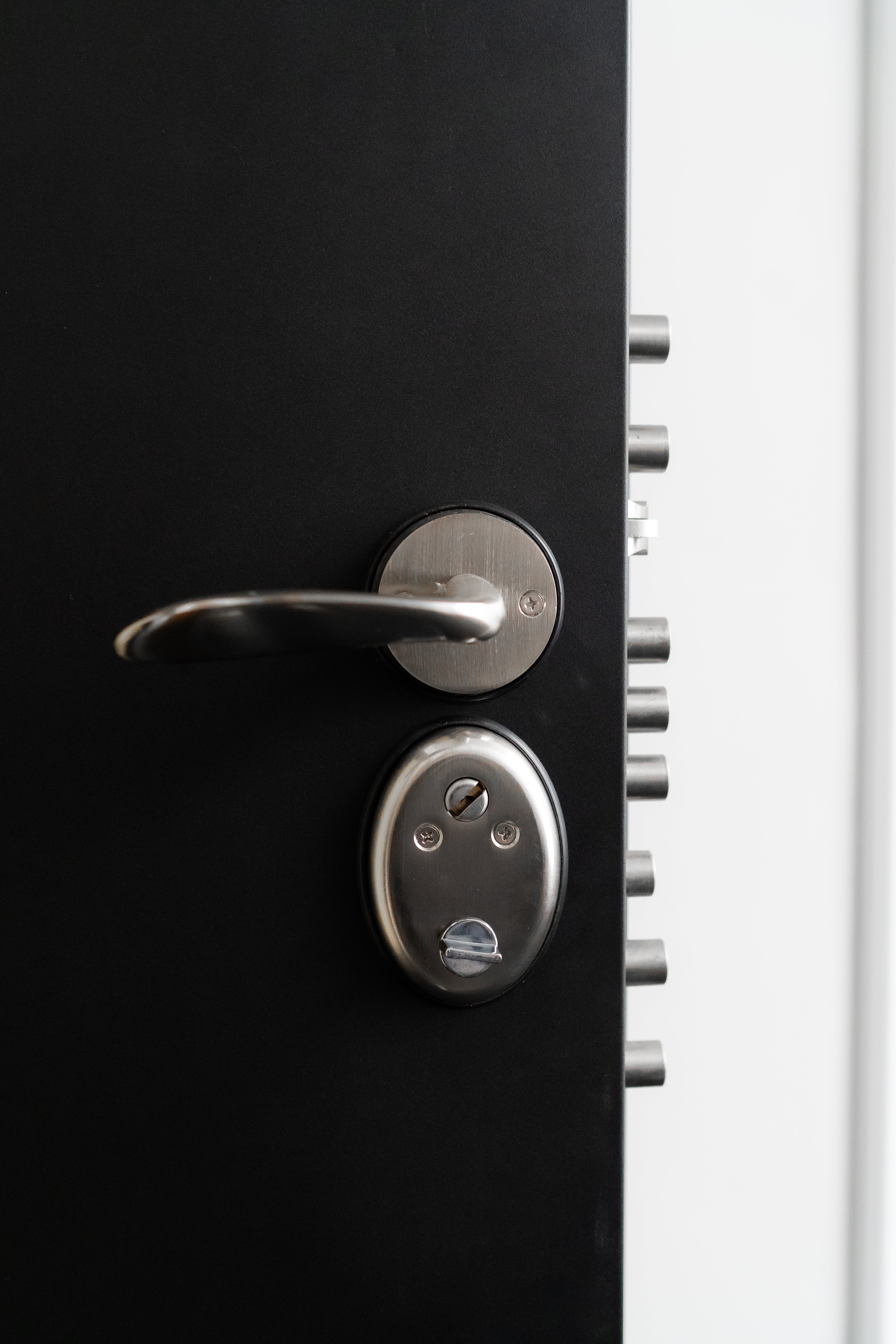 Hőszigetelt biztonsági bejárati ajtó IronDOOR24 98×208 cm