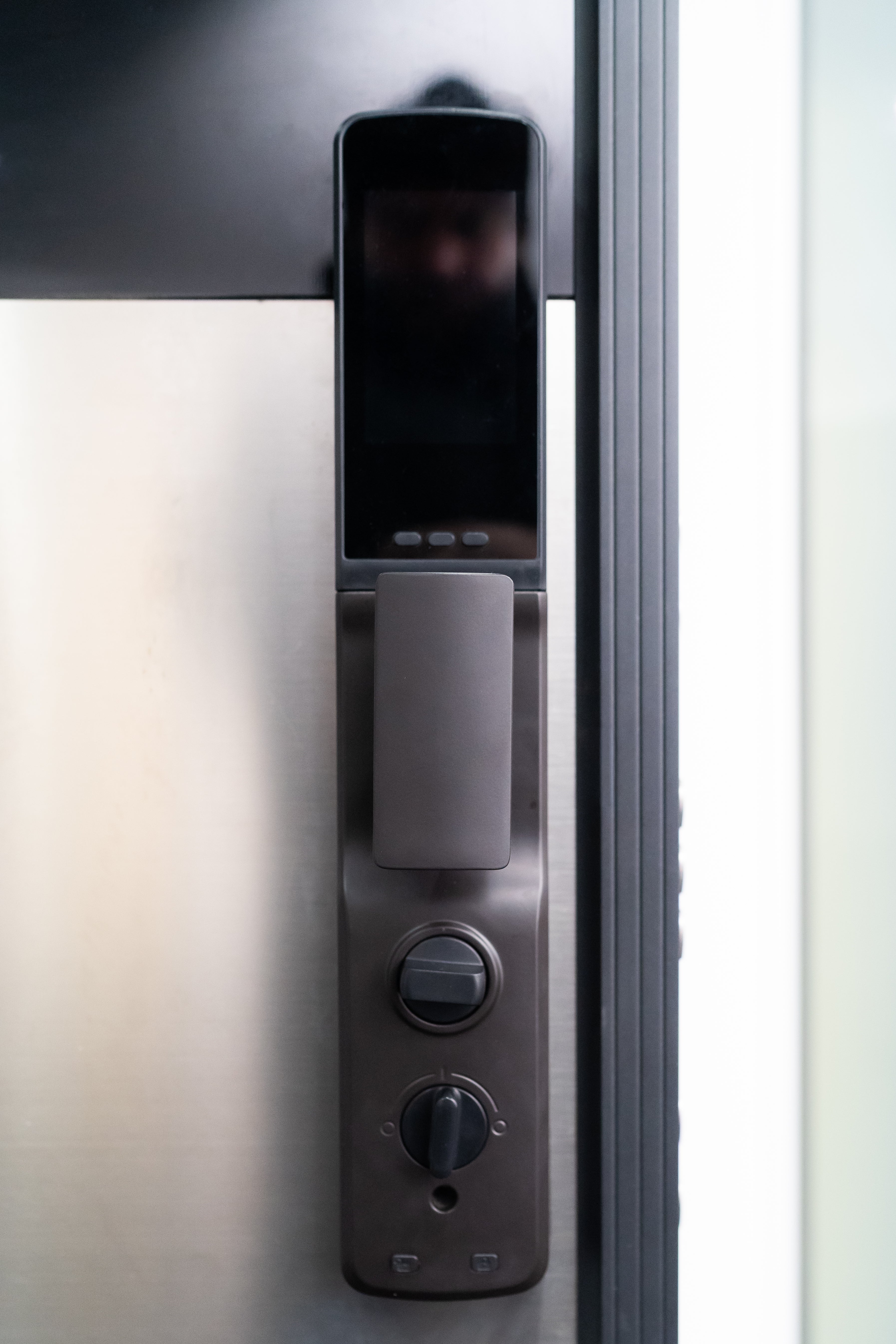 Hőszigetelt biztonsági bejárati ajtó IronDOOR21 138×208 cm