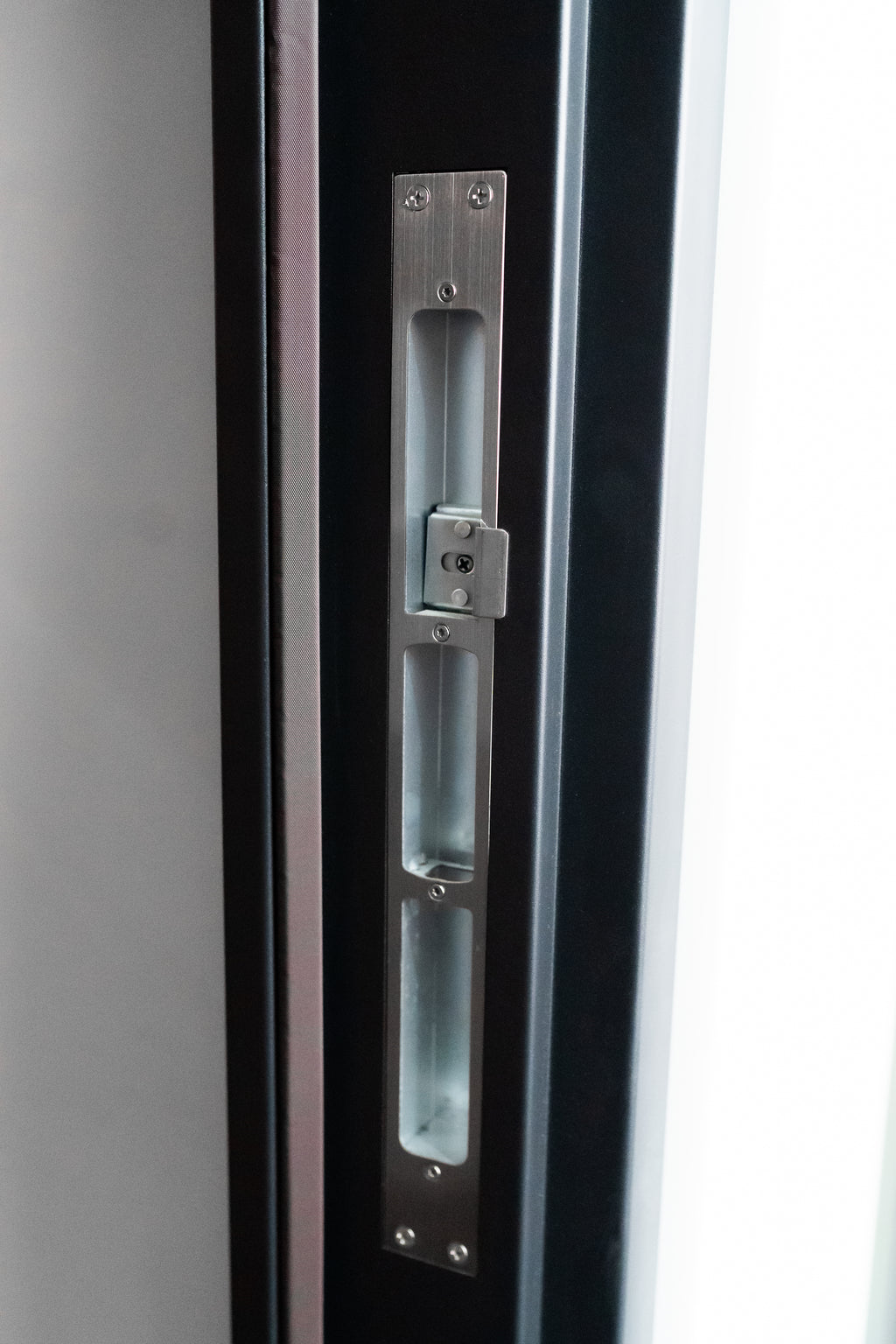 Hőszigetelt biztonsági bejárati ajtó IronDOOR21 138×208 cm
