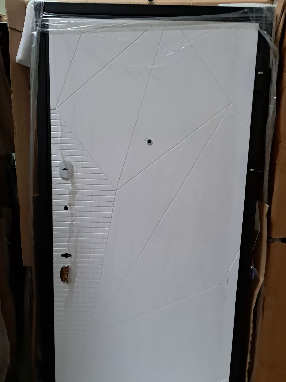 SZÉPSÉGHIBÁS - Hőszigetelt biztonsági bejárati ajtó IronDOOR13 98x208 cm