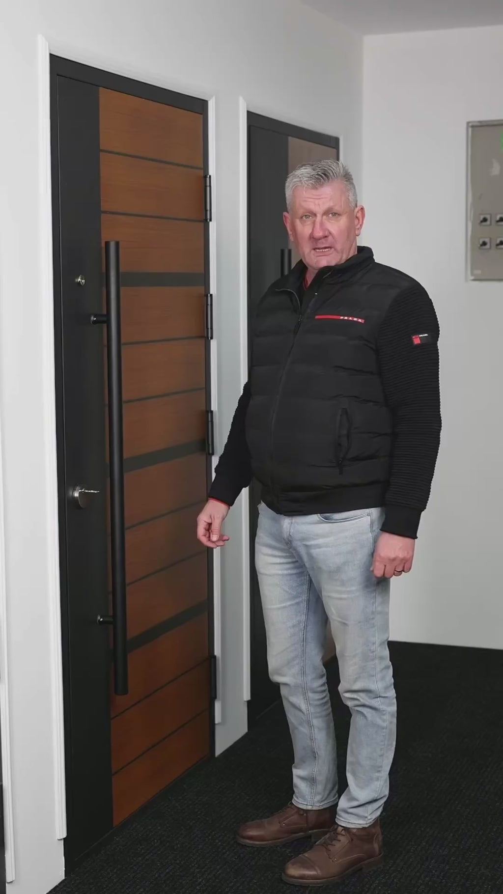 Hőszigetelt biztonsági bejárati ajtó IronDOOR24 98×208 cm